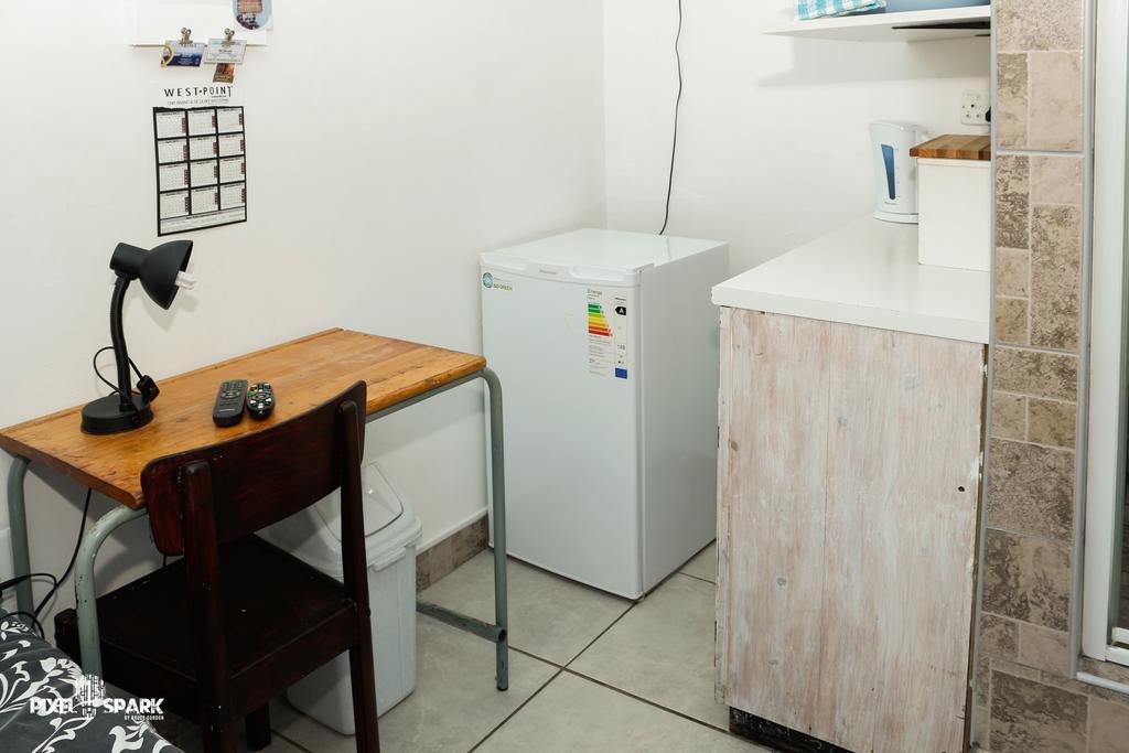 Tyday Accommodation Port Elizabeth Exteriör bild