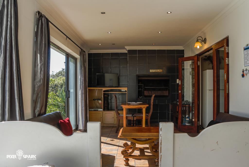 Tyday Accommodation Port Elizabeth Exteriör bild