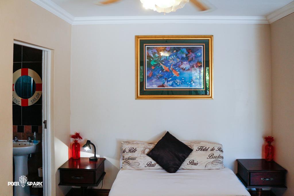 Tyday Accommodation Port Elizabeth Exteriör bild