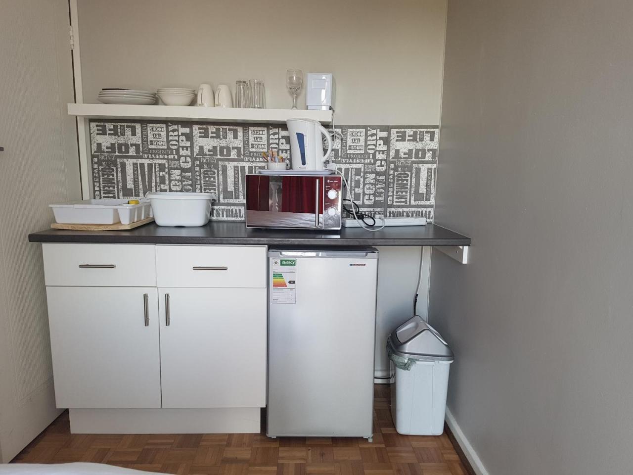 Tyday Accommodation Port Elizabeth Exteriör bild